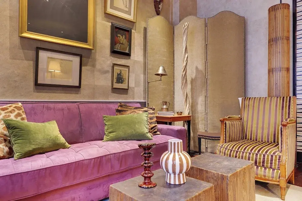 Historic Elegance in the Heart of Marais - 6p/2br