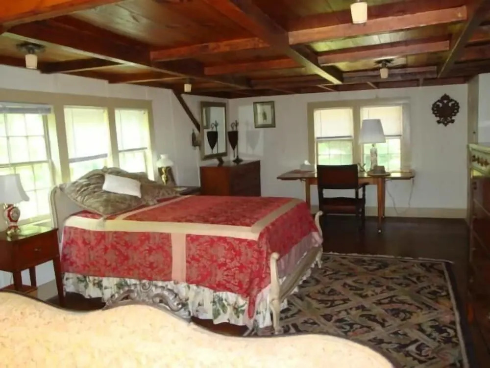 Chestnut Lodge