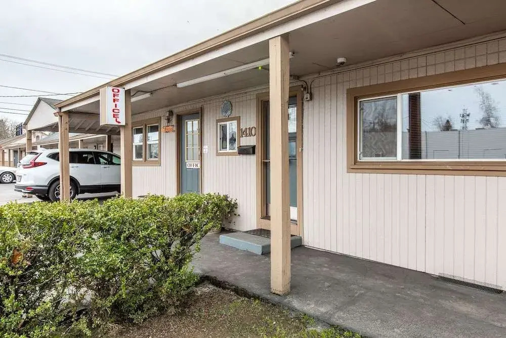 Autzen Inn