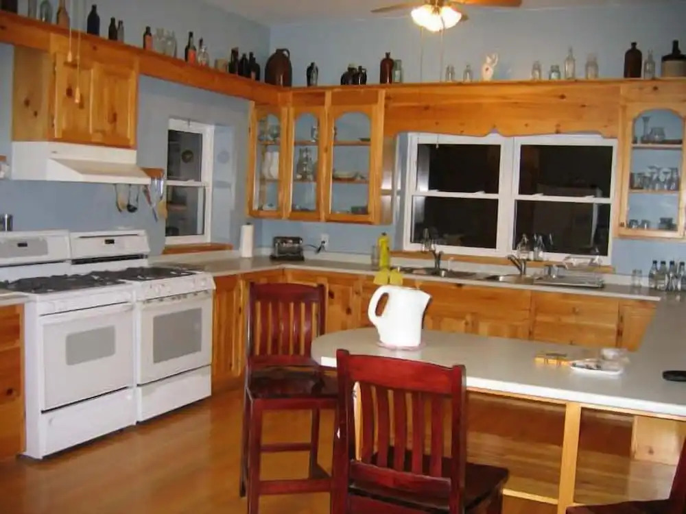 New Horton Lake Inn