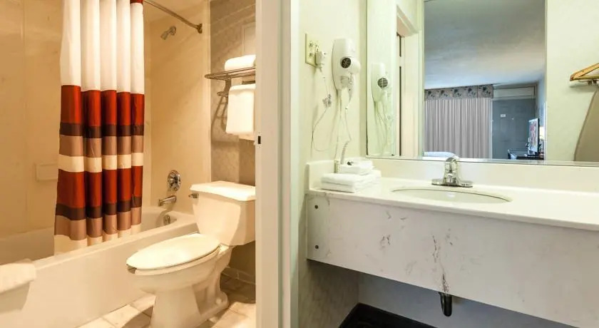 Best Western DeKalb Inn & Suites
