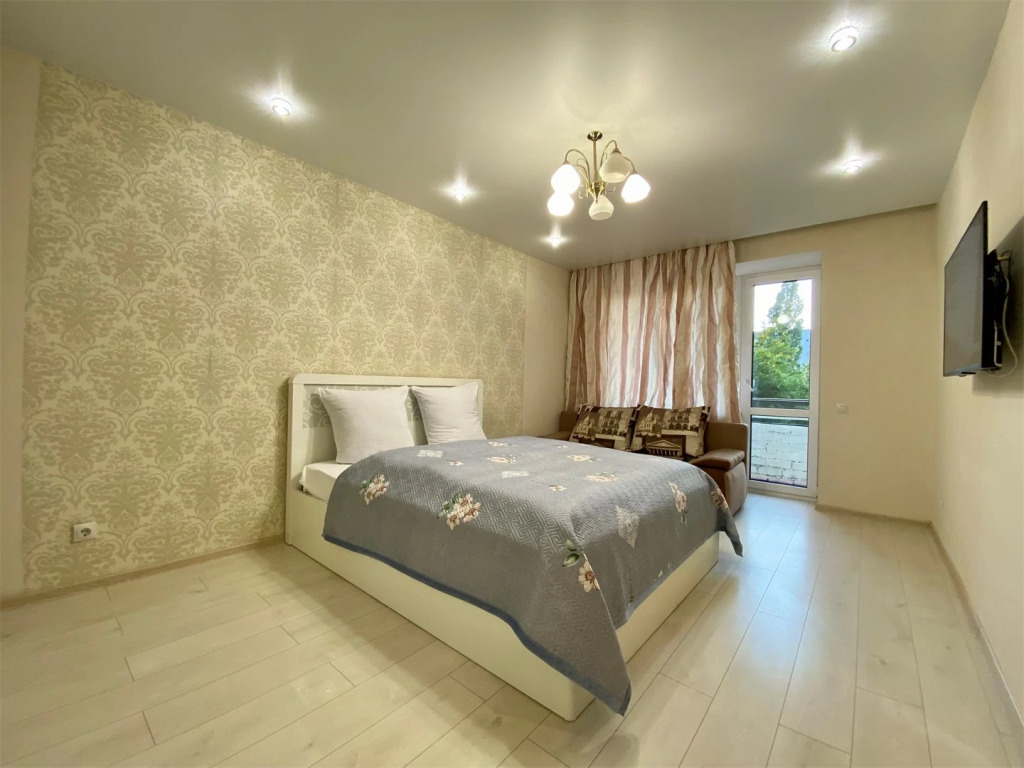 West 39 na Gajdara 15A