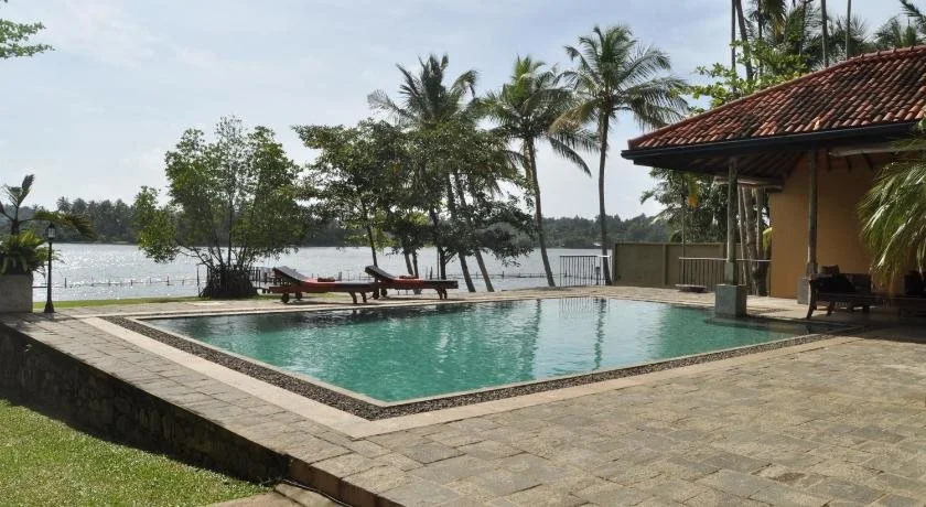 Lake Villa