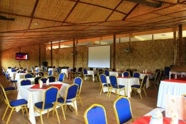 Fort Breeze Hotel