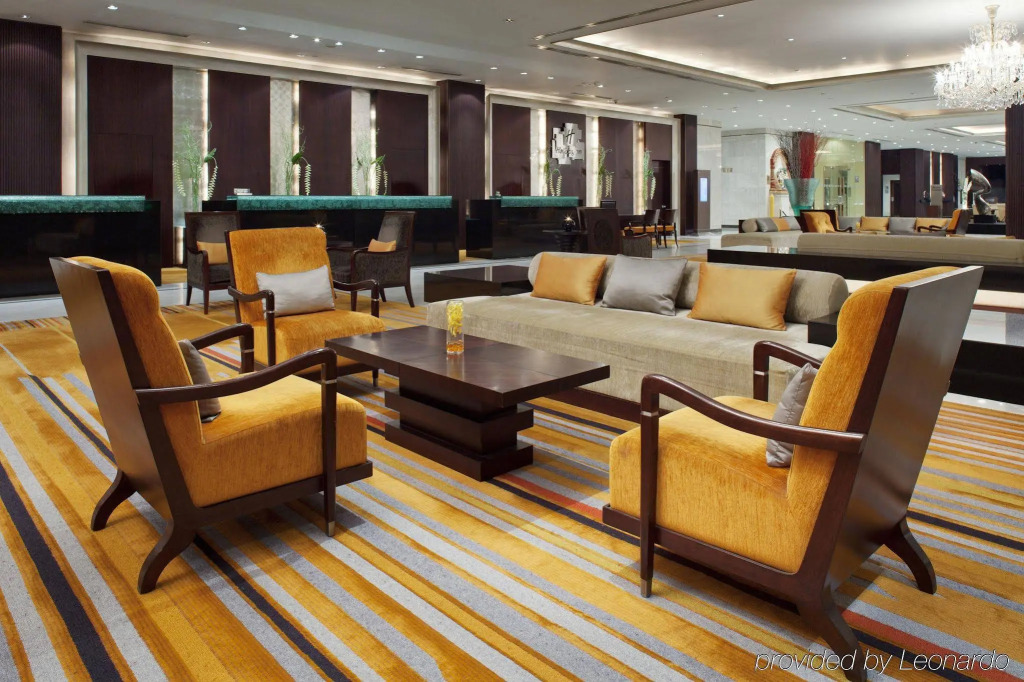 Holiday Inn Bangkok Silom by IHG