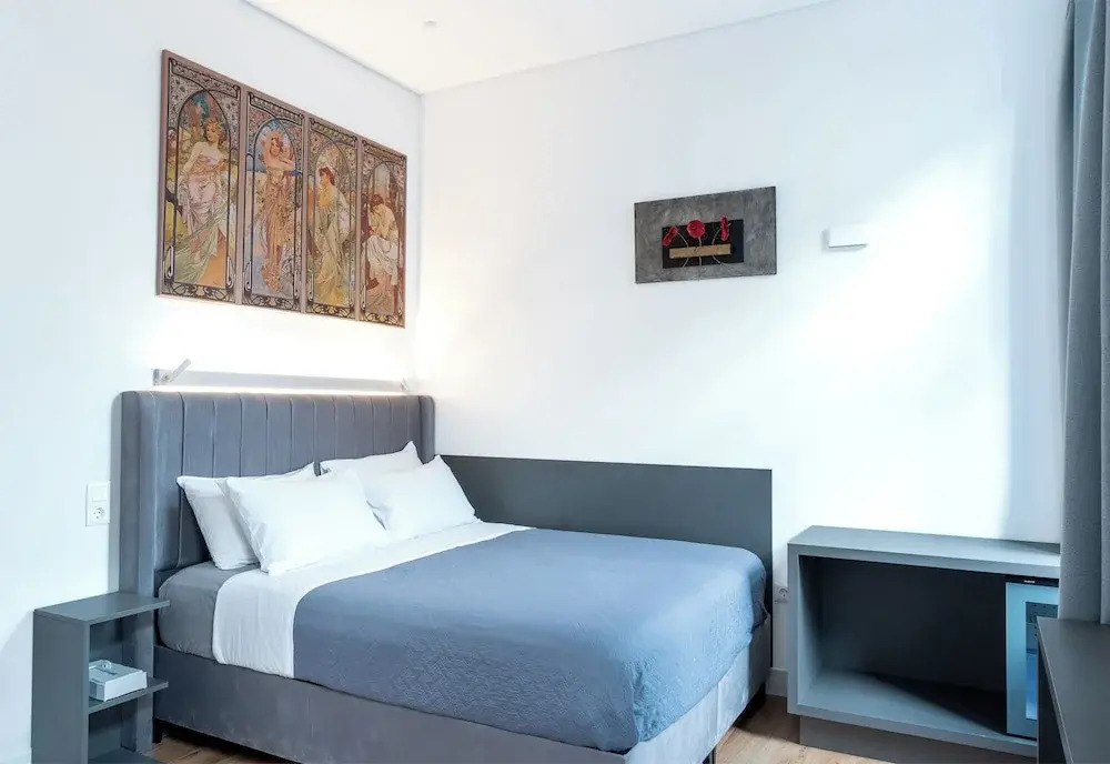 LOFUS Art-Suites