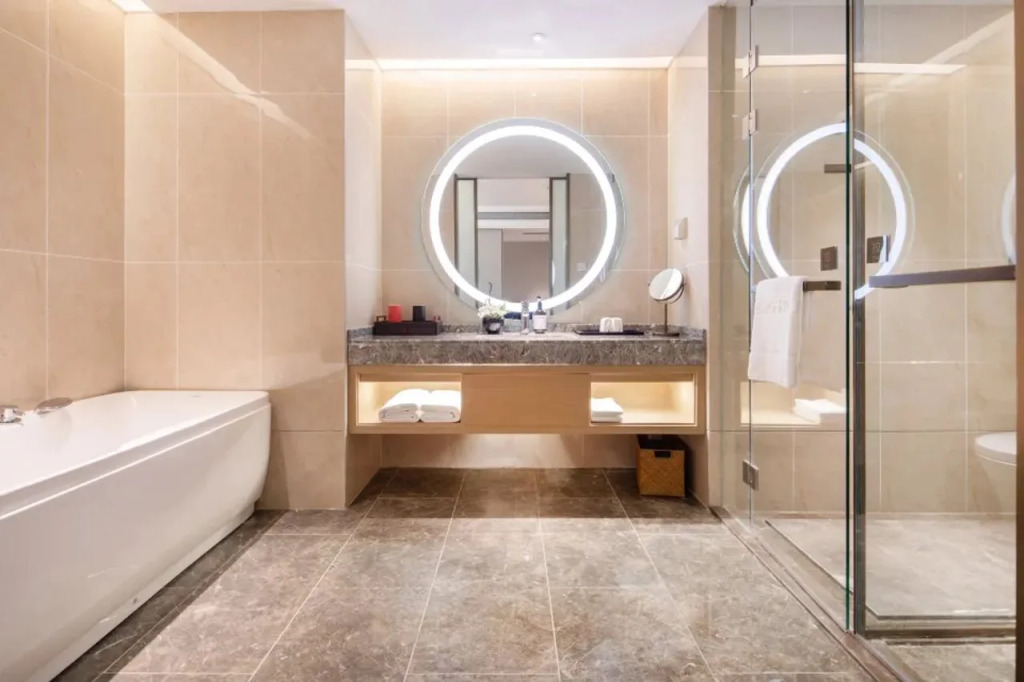 Echeng Hotel (Changchun Yiqi, West High-speed Railway Station)