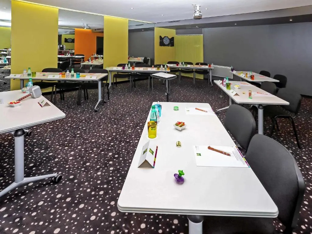 ibis Styles Paris Tolbiac Bibliotheque