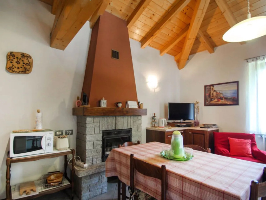 Apartment Ghiano Cremia