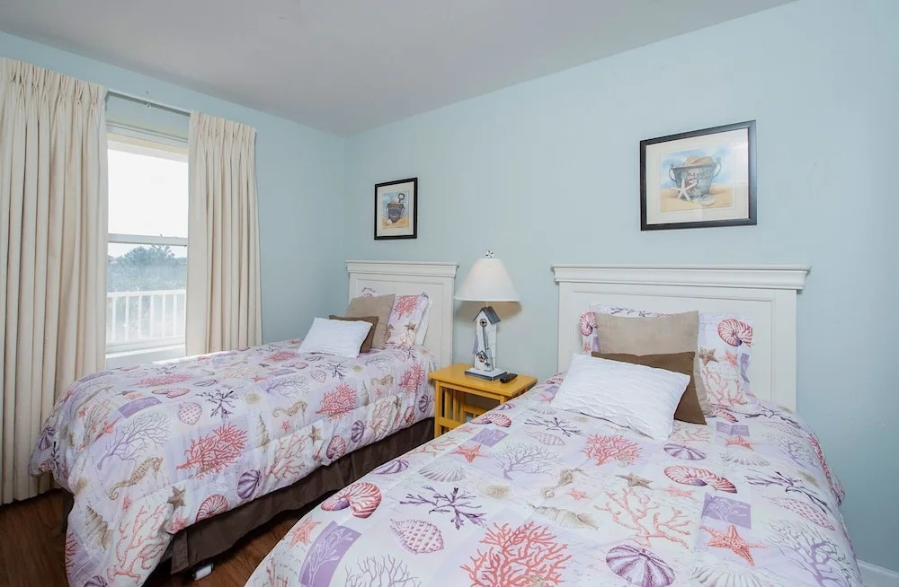 Grand Caribbean 215 - 2 Br Condo
