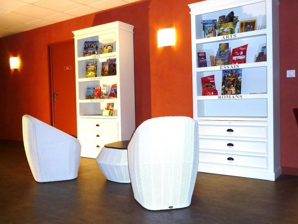 The Originals City, Le Patio Hôtel, Cholet Nord