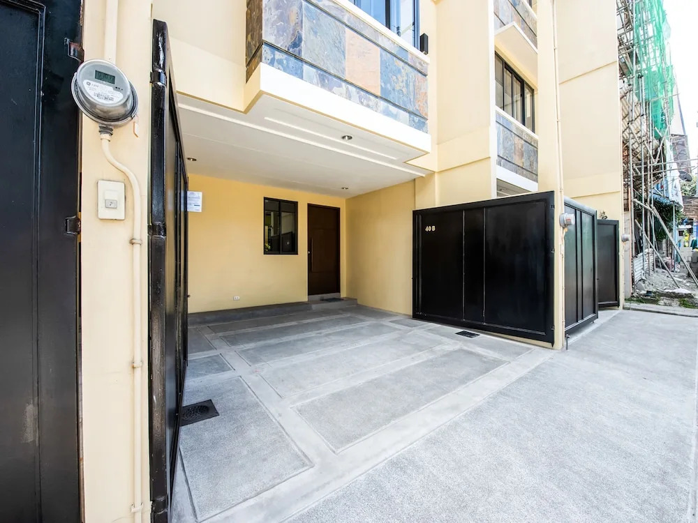 OYO 507 Terran Suites