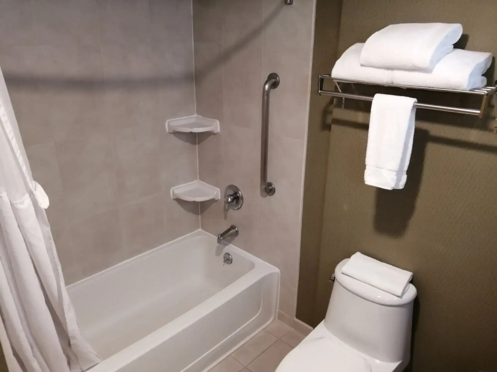 Holiday Inn Express & Suites Toluca Zona Aeropuerto by IHG