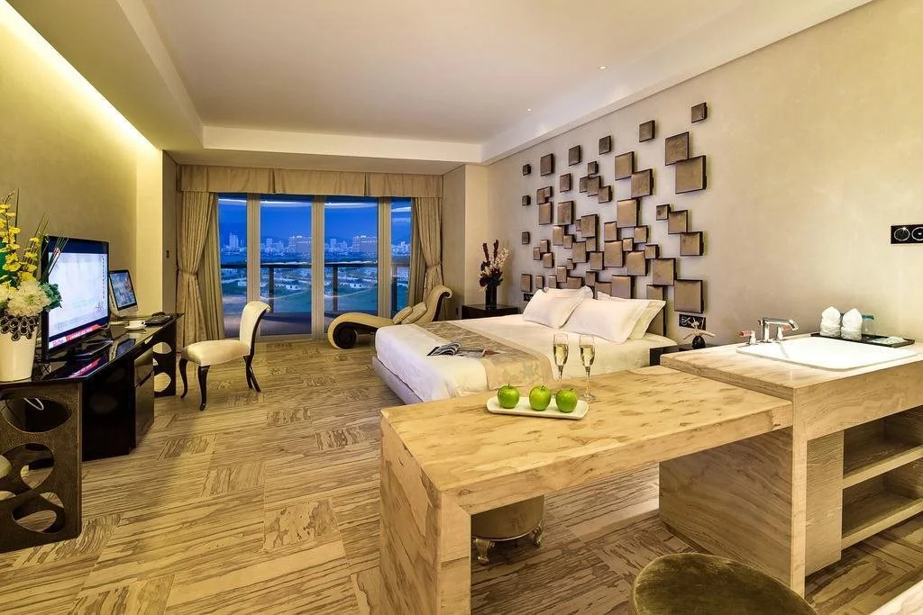 Xingchen Sea View Holiday Hotel