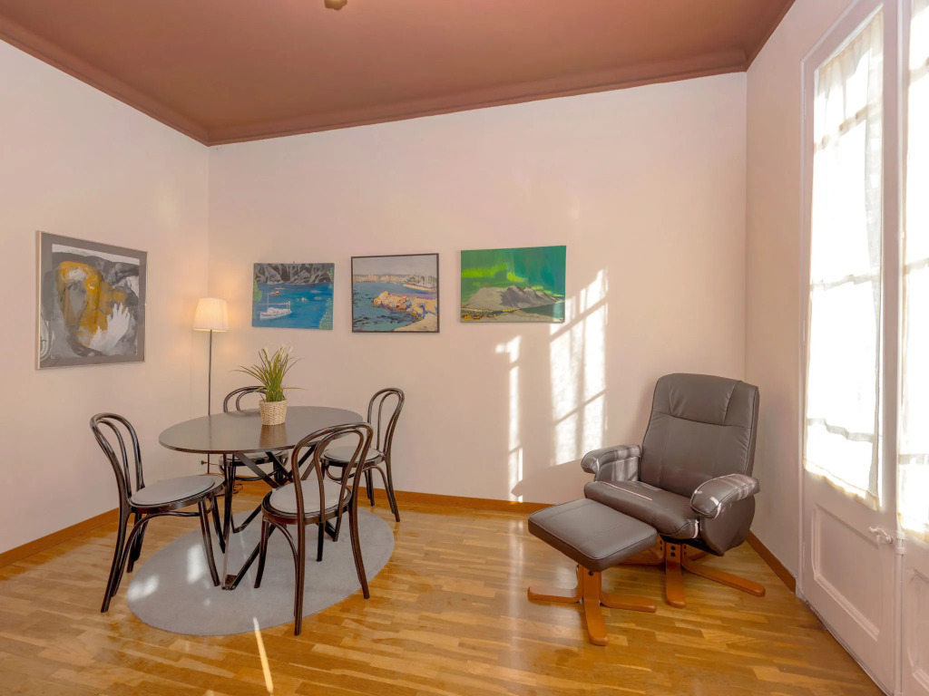 Apartment Eixample Esquerre Arago Rocafort by Interhome