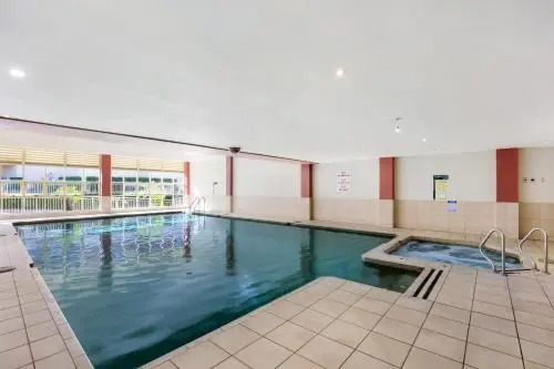 North Ryde Self Contained 2 Bed Apartment (37CULL)