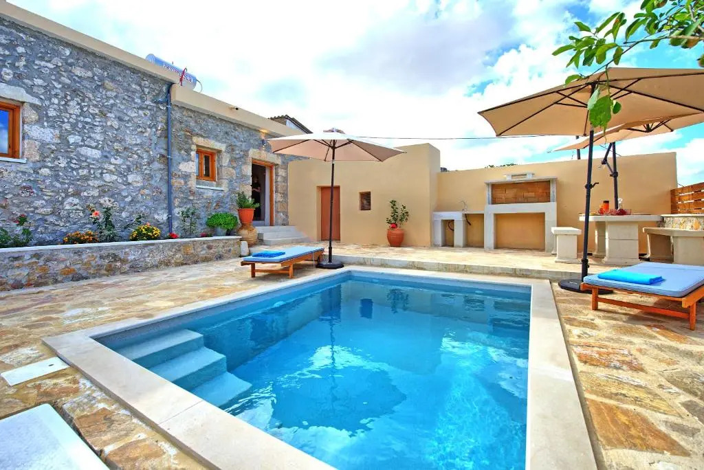 Villa Vicilla by PosarelliVillas