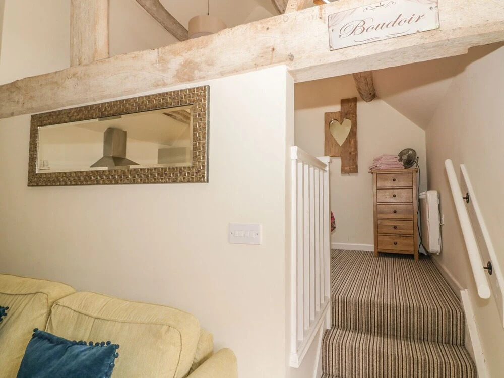 The Bolt Hole, Tiddington