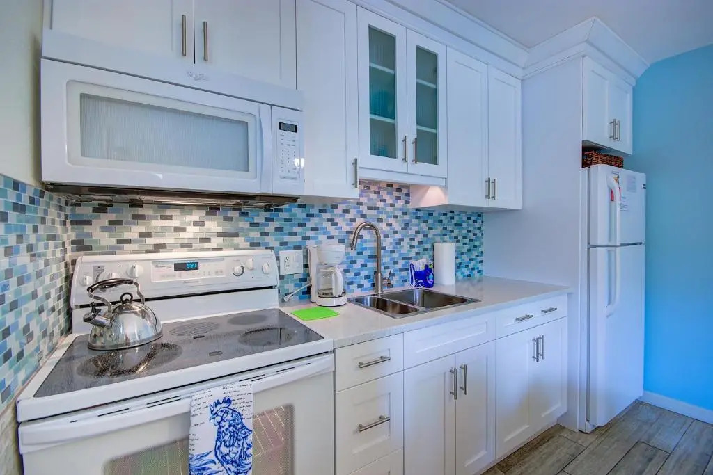 Five Palms Suite 101 - Daily - Weekly - Monthly