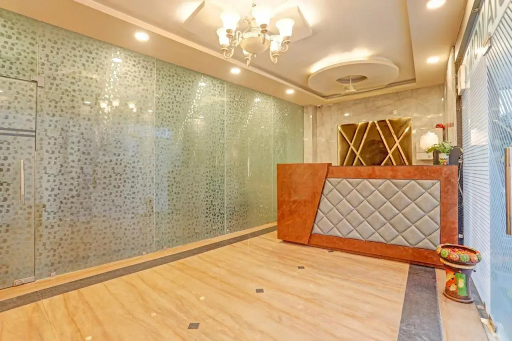FabHotel The Diamond