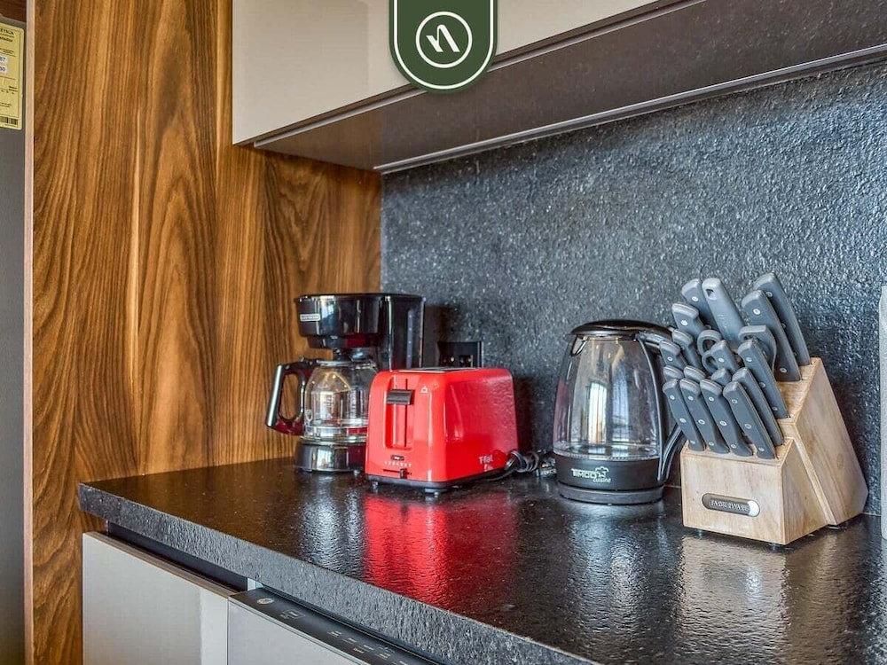 Amazing 1 BR Condo With Terrace - Rooftop Pool