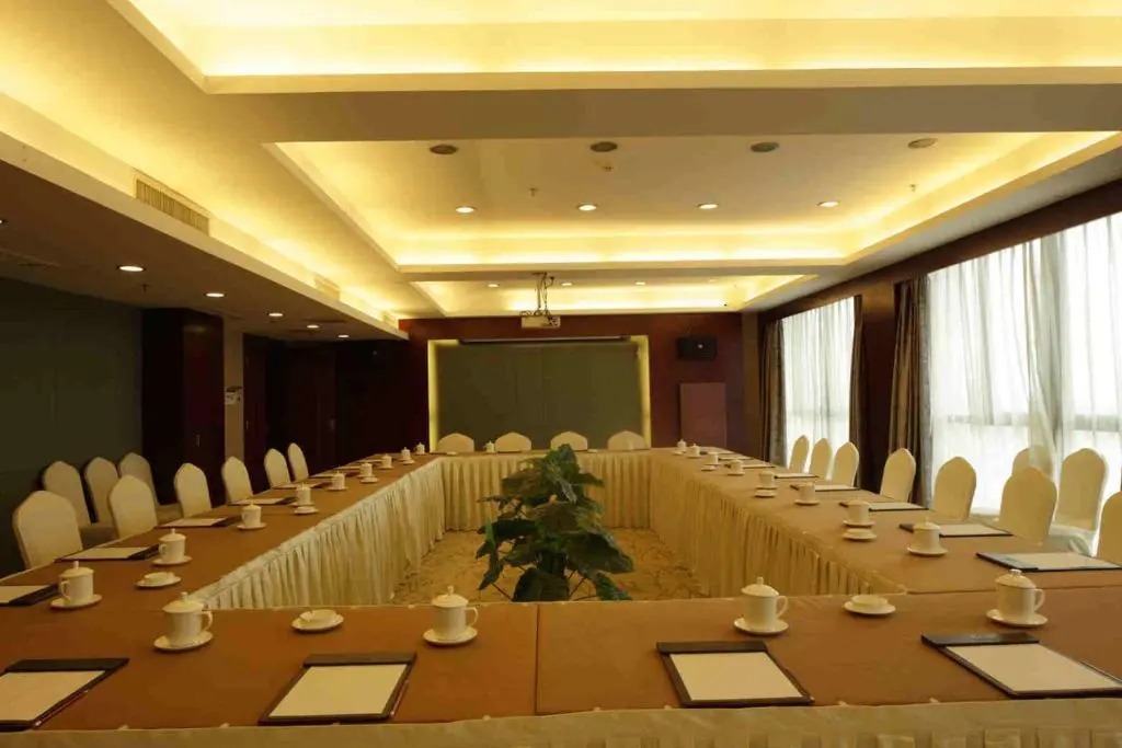 Huagang International Hotel