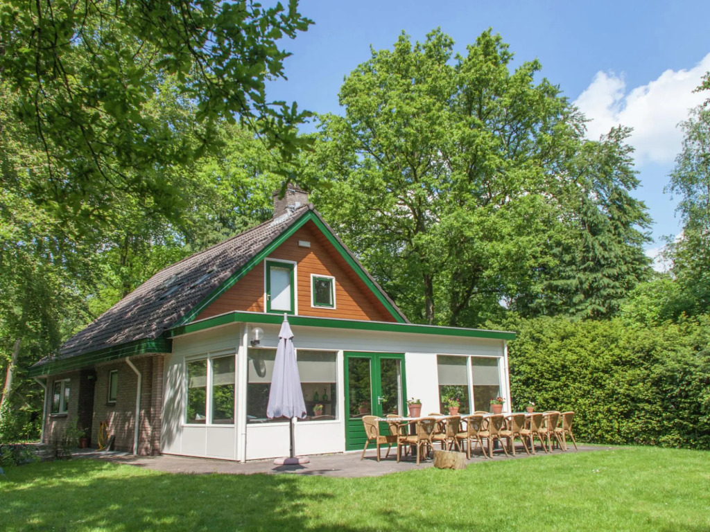 Home with lots of privacy, in the forest