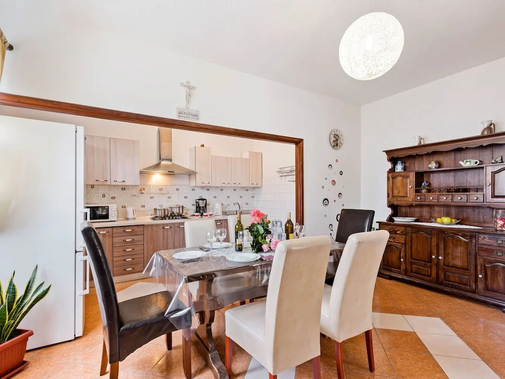 Lovely Apartment in Pakoštane With Private Swimming Pool
