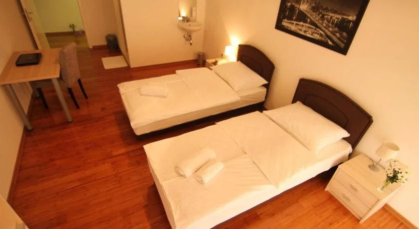 Rooms XXL