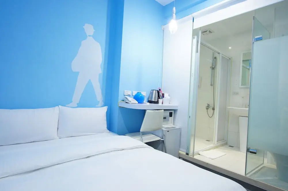 Color Fun Inn