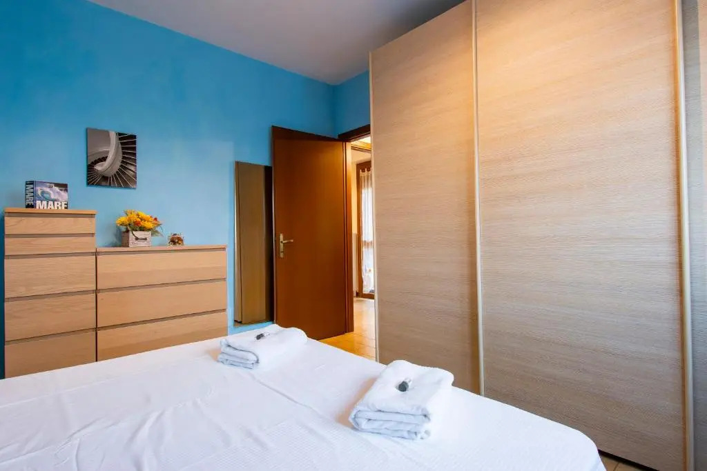 ALTIDO Lovely Flat for 4 with Balcony and Free Parking