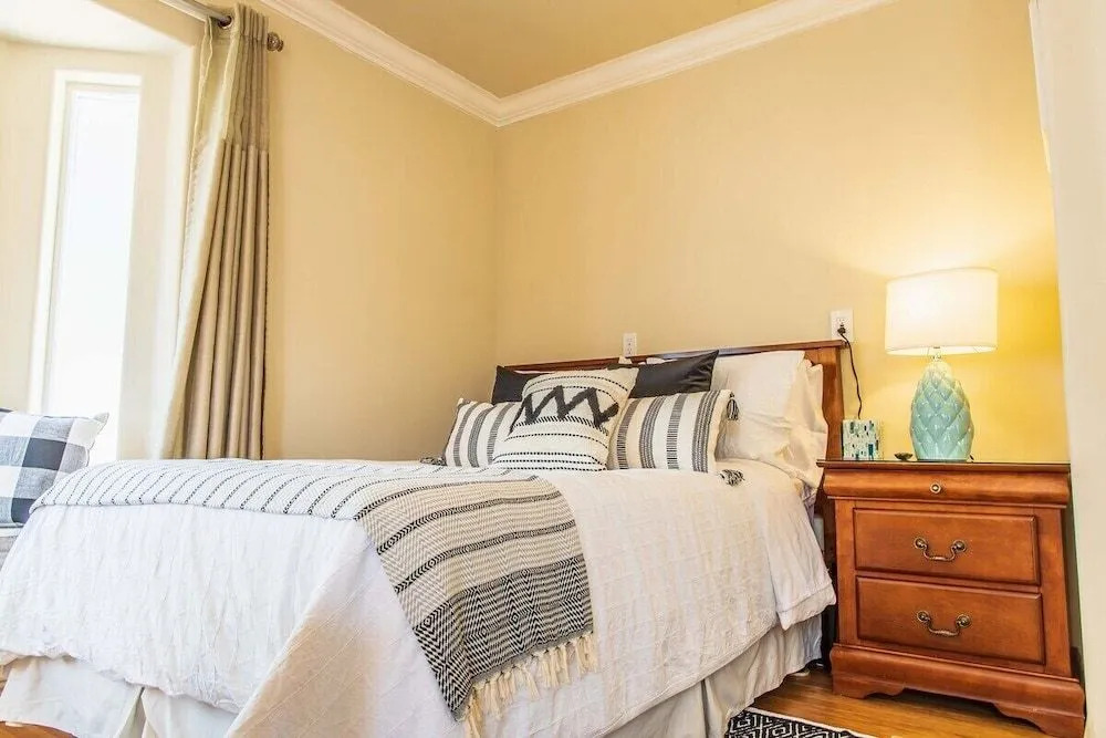 Lemon House - Cozy, In-law Studio