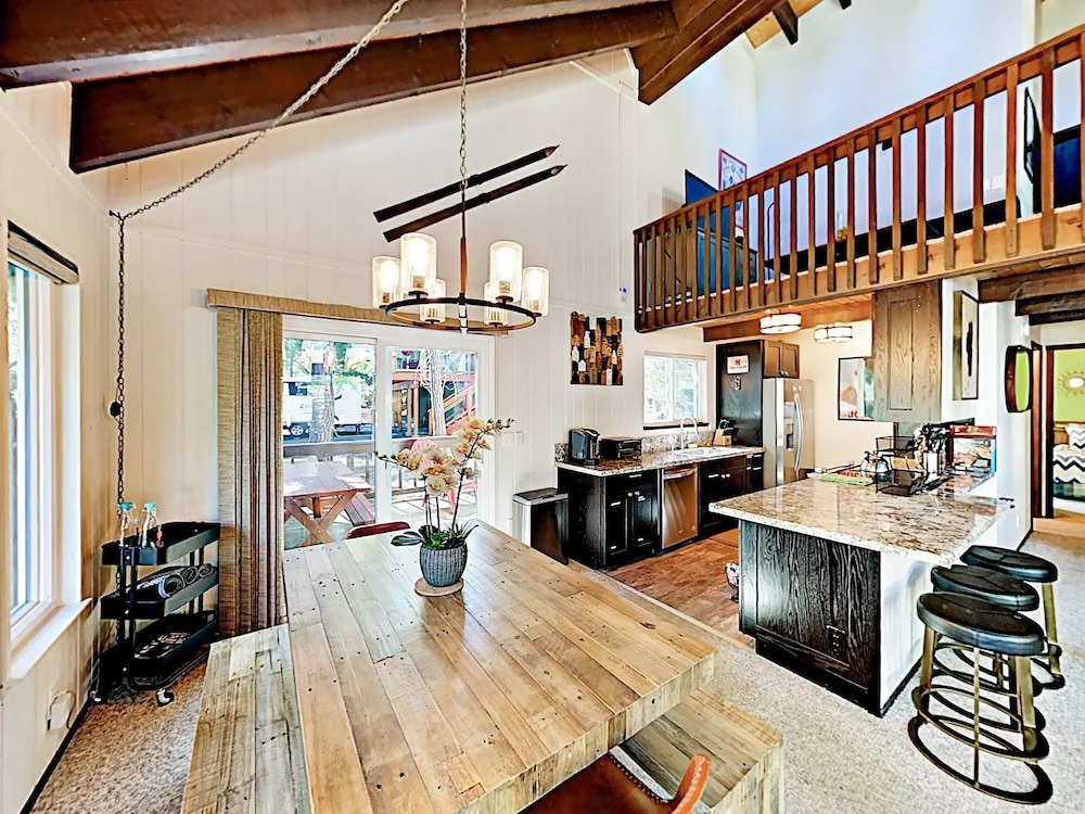 Schweizerhaus Vacation Home 4 Bedroom