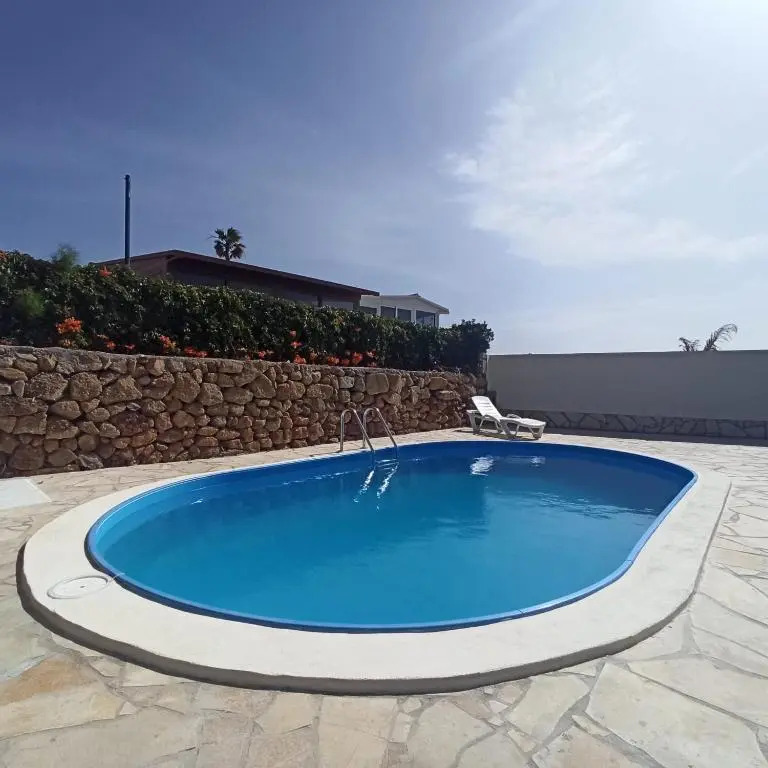 Stunning 1-Bed Apartment with seaview in Arico