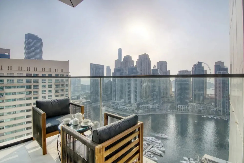 High Floor and full Marina view