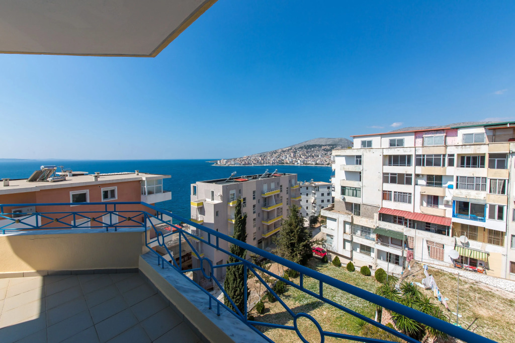 Blue Saranda Hotel