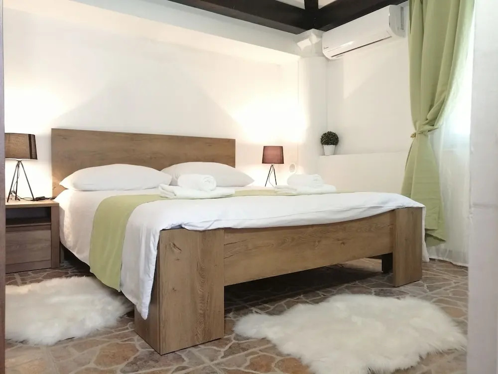 Sun City Boutique Rooms