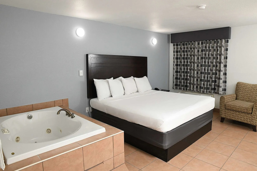 Regency Inn
