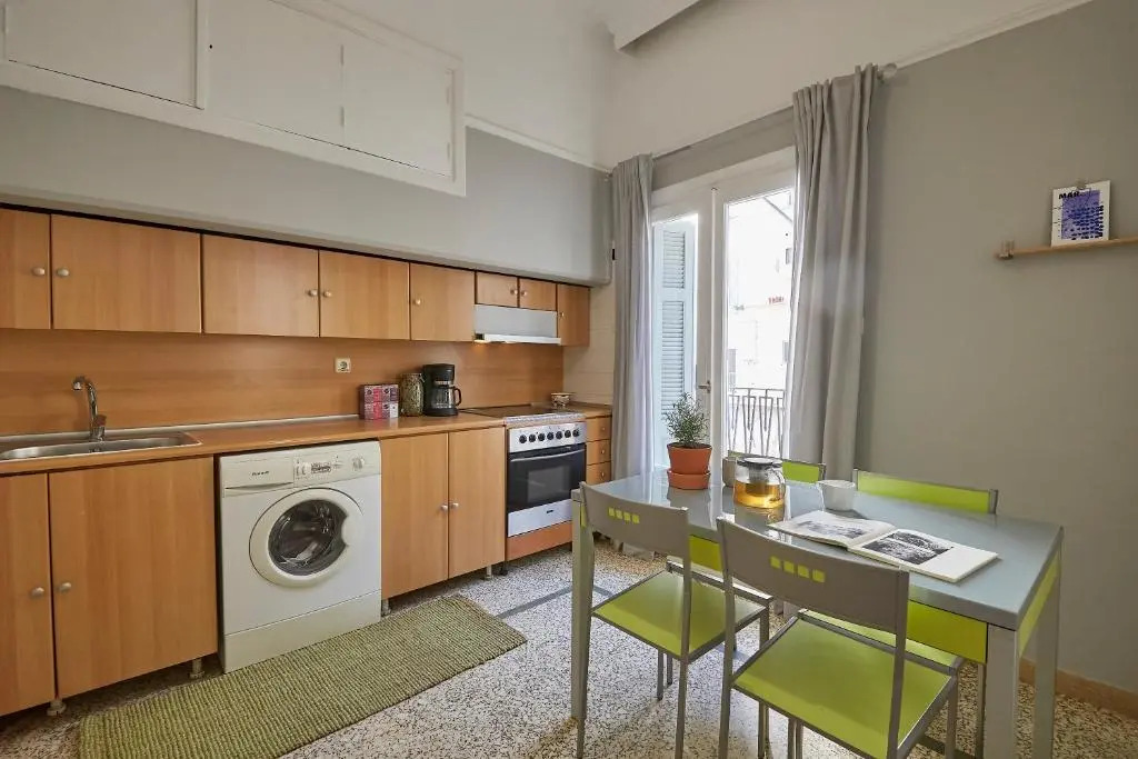 Bright Bright B Central Apartment with Balcony