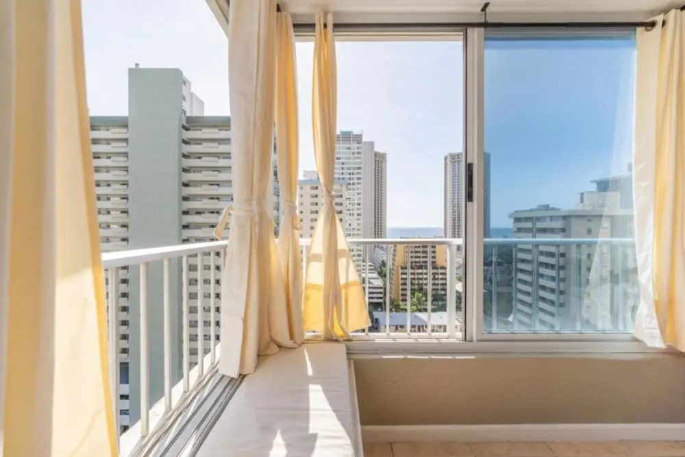 Waikiki Townhouse #1604