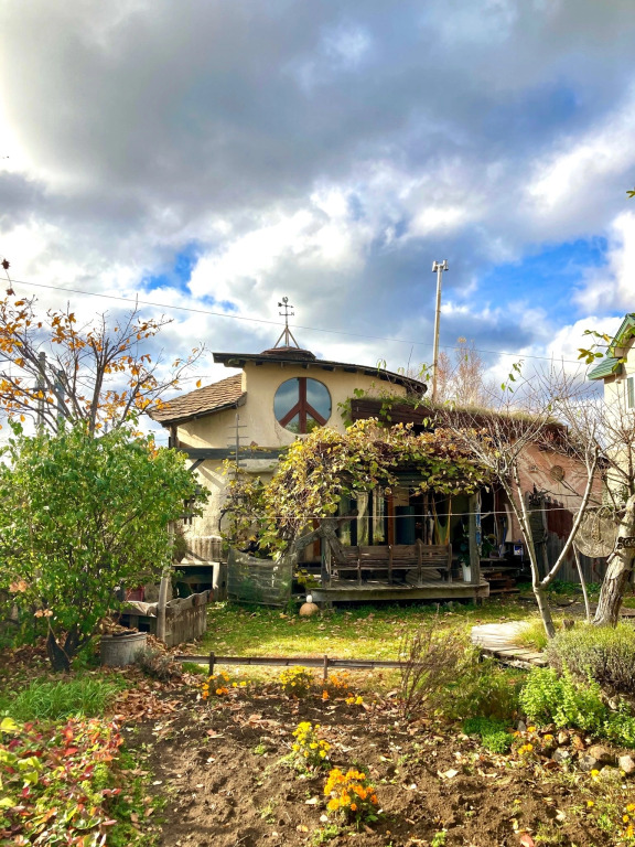 Tida House