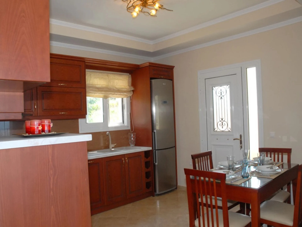Romanza Villa