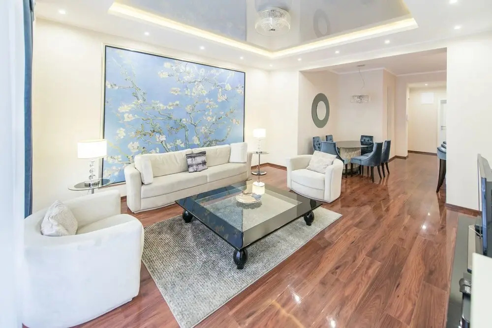 Oasis Apartments - Liberty Bridge