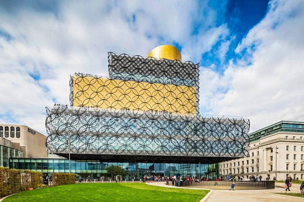 Tudors - Yellow Suite - Free Parking