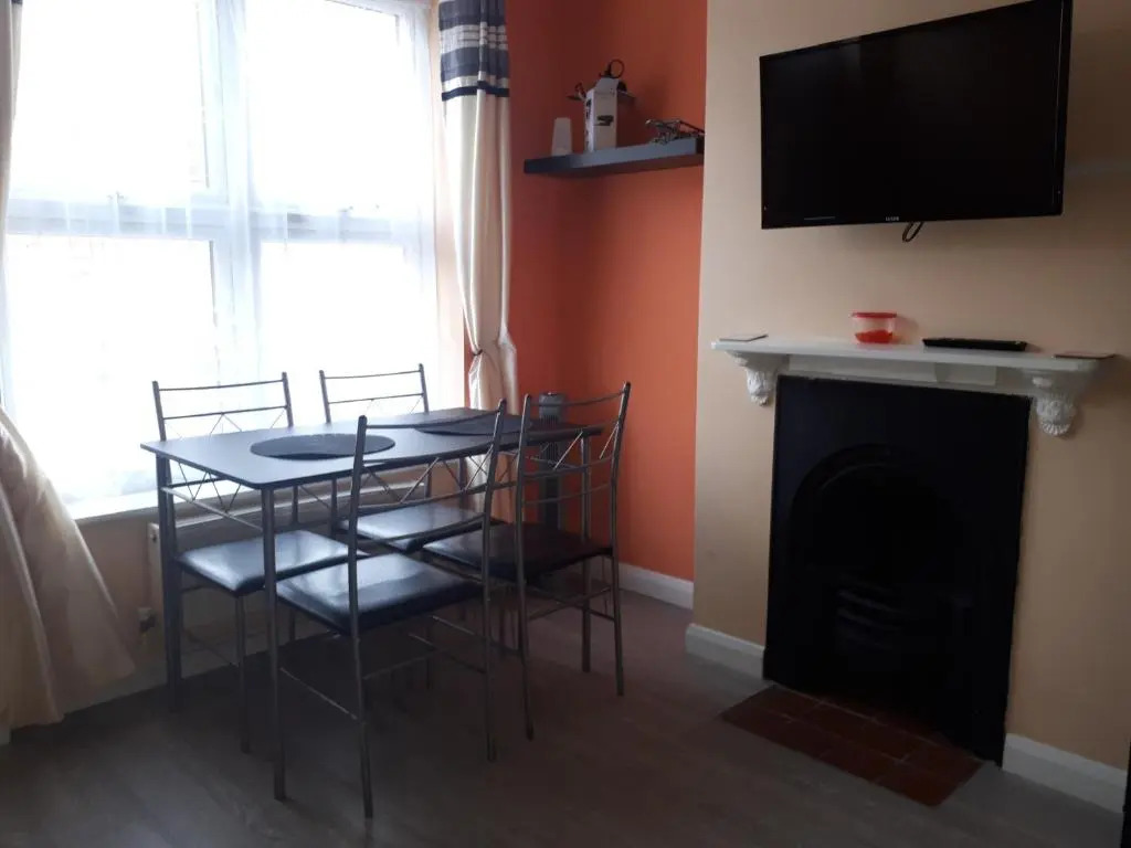 St Giles, Thetford, 2BR House