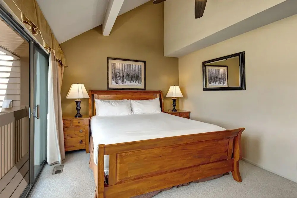 Racquet Club 60 2 Bedroom Condo by RedAwning
