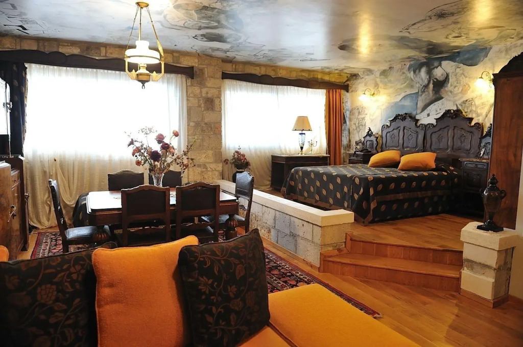 Leventis Art Suites