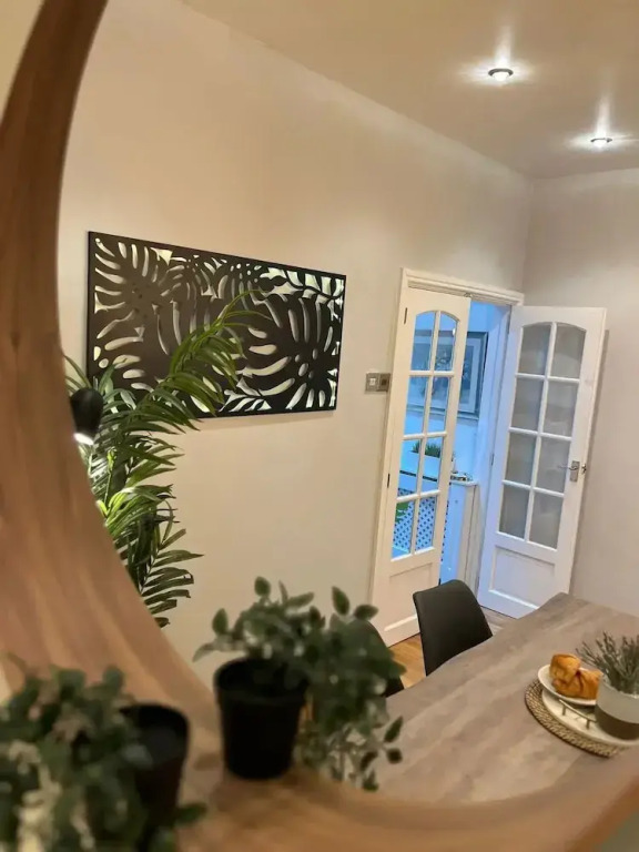 Beautiful 4 Bed House in Sheffield