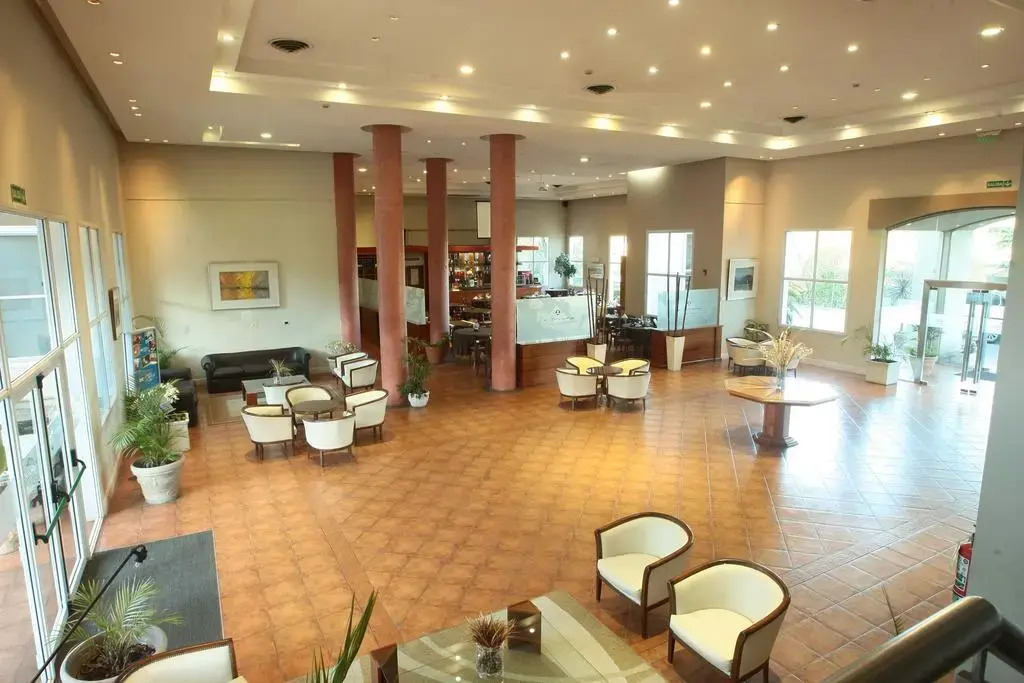 Howard Johnson Rio Ceballos Hotel y Casino