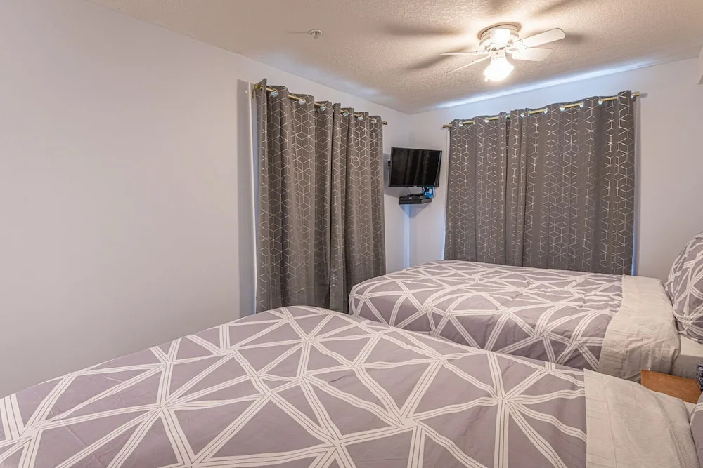 4 Bedrooms Suite - Group of Families
